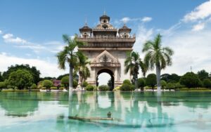 Patuxai Monument